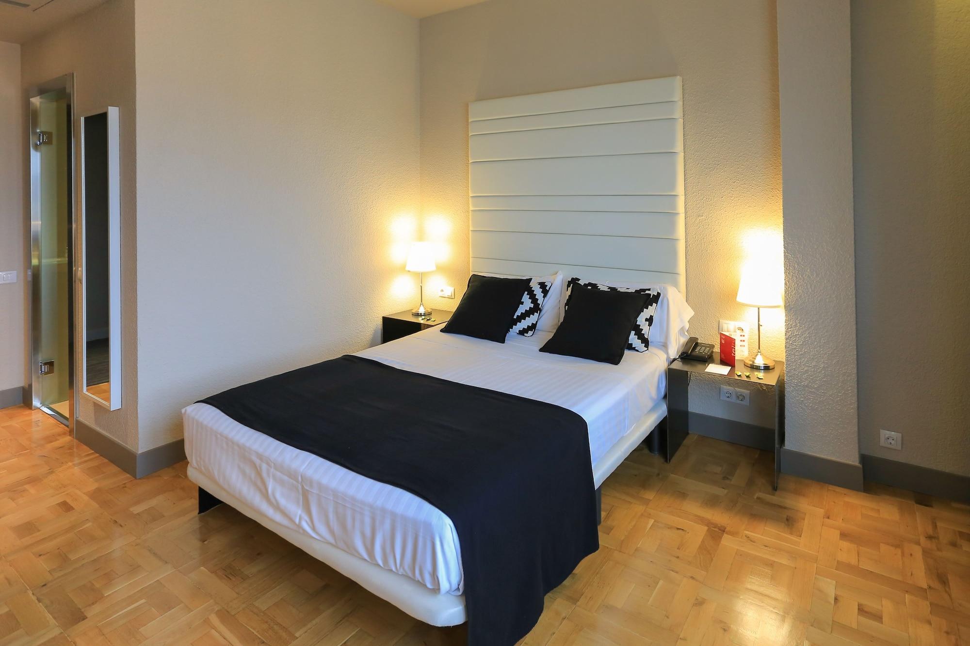 Habitus Hotel Leyre Pamplona Dış mekan fotoğraf
