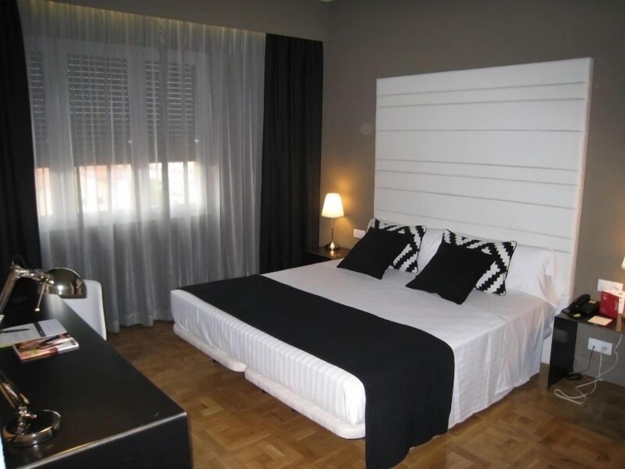 Habitus Hotel Leyre Pamplona Dış mekan fotoğraf